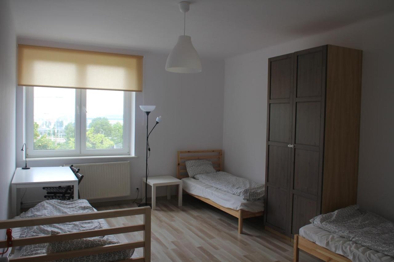Trzyosobowy Pokoj W Mieszkaniu Czteropokojowym W Centrum Gdyni. Lejlighed Gdynia Eksteriør billede